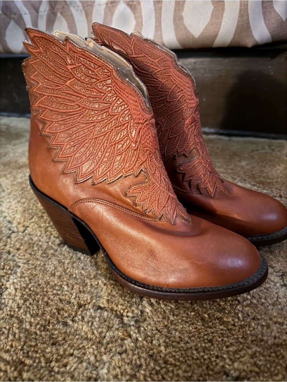 Lucchese Tan Leather Wing-Embroidered Ankle Boots